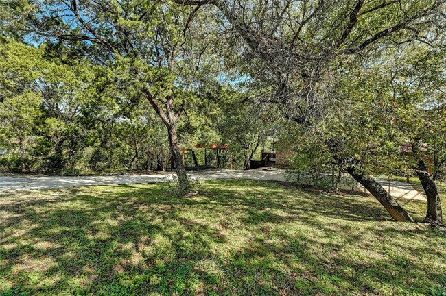 Building Photo - 1709 Wild Basin Ledge