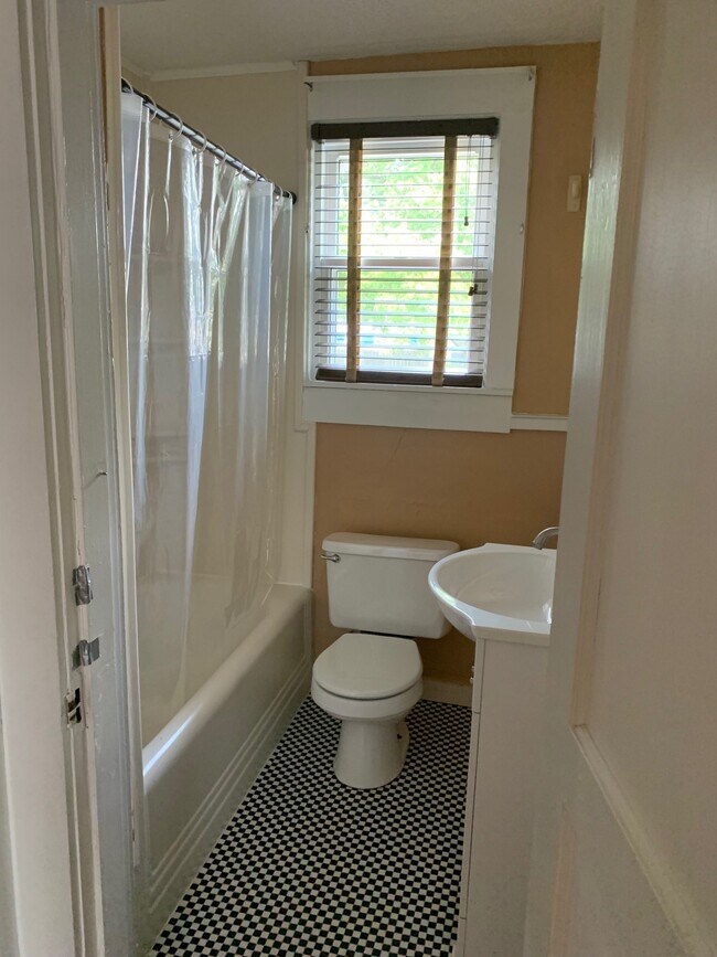 233 Cumberland Dr 233 Cumberland Dr Lebanon TN 37087 Apartment Finder