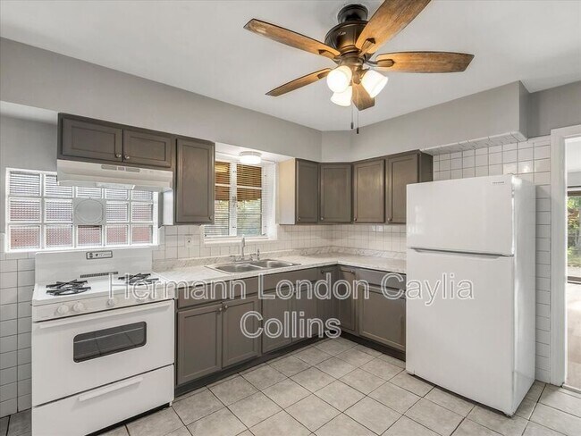 Building Photo - 1648 Orchid Ave