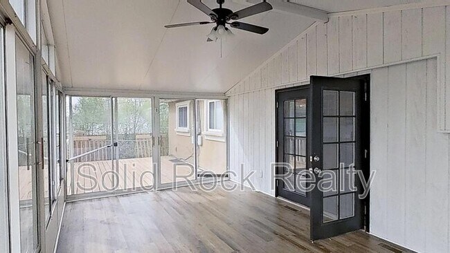 Building Photo - 1139 Mt Werner Cir