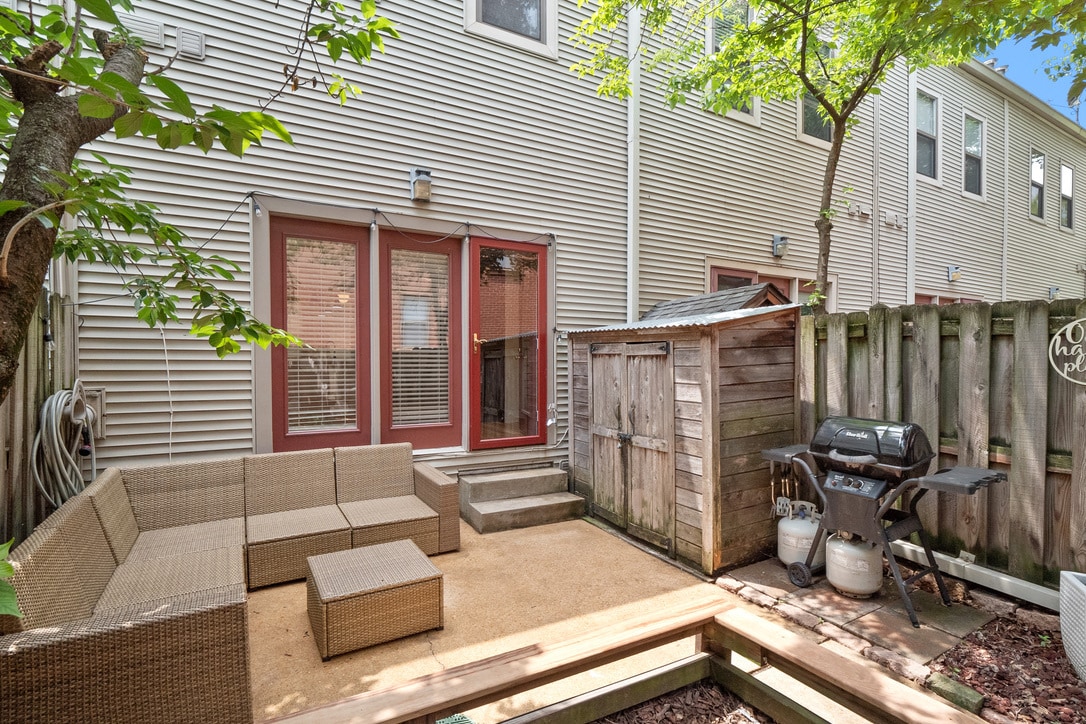 Building Photo - 4303 Laclede Ave