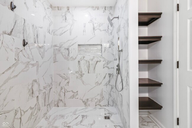 Building Photo - 11243 Catalina Dr