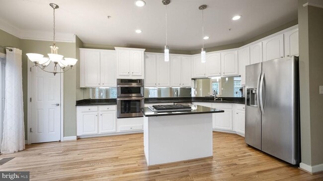 Building Photo - 13650 Mills Farm Rd