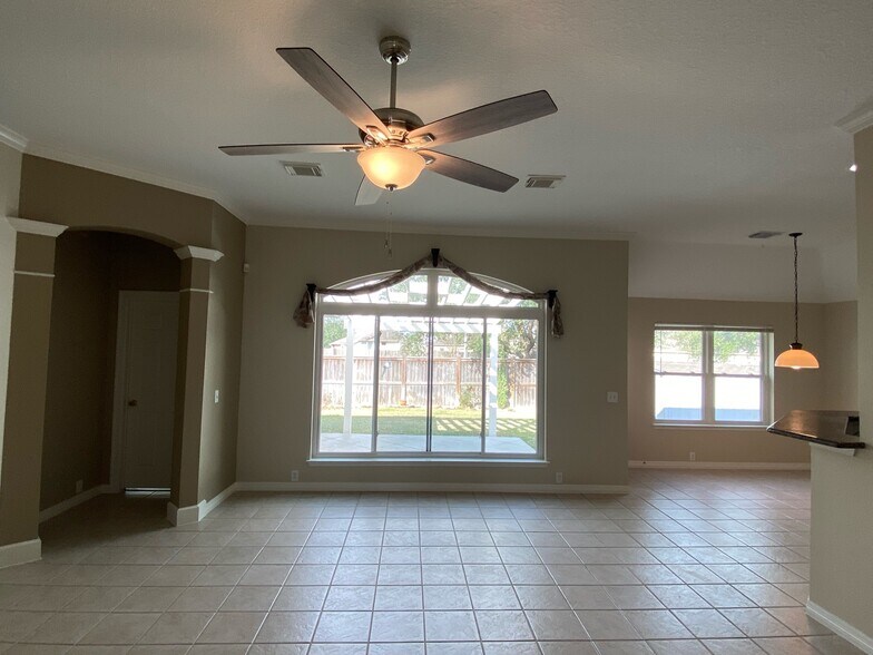 Building Photo - 19314 Colony Trail Ln