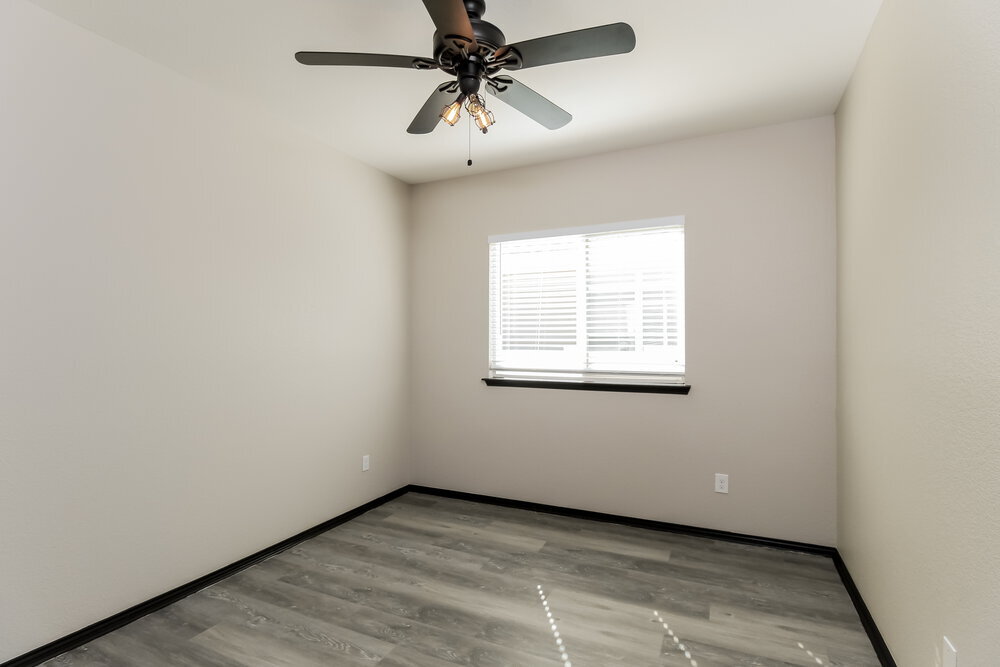 Building Photo - 9136 Benevolent Ct