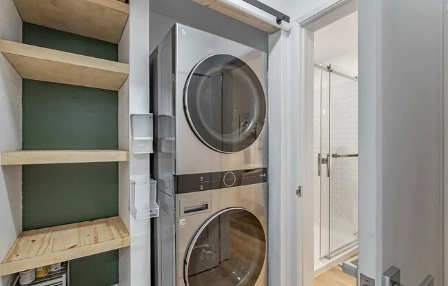 Building Photo - 1400 Bowe Ave