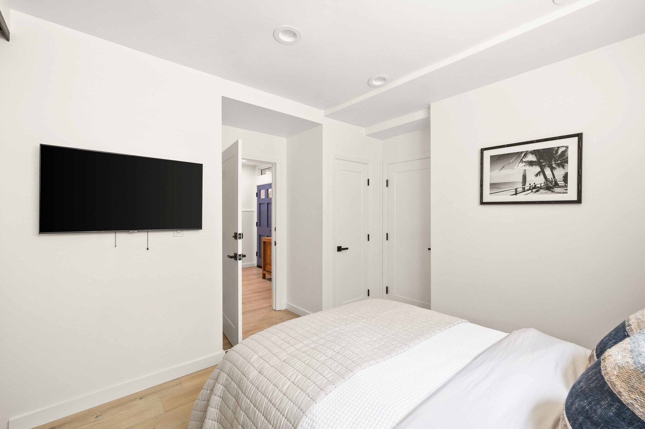 Building Photo - 309 20th Pl