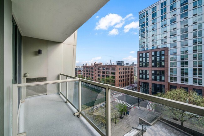 Building Photo - 800 Jackson St