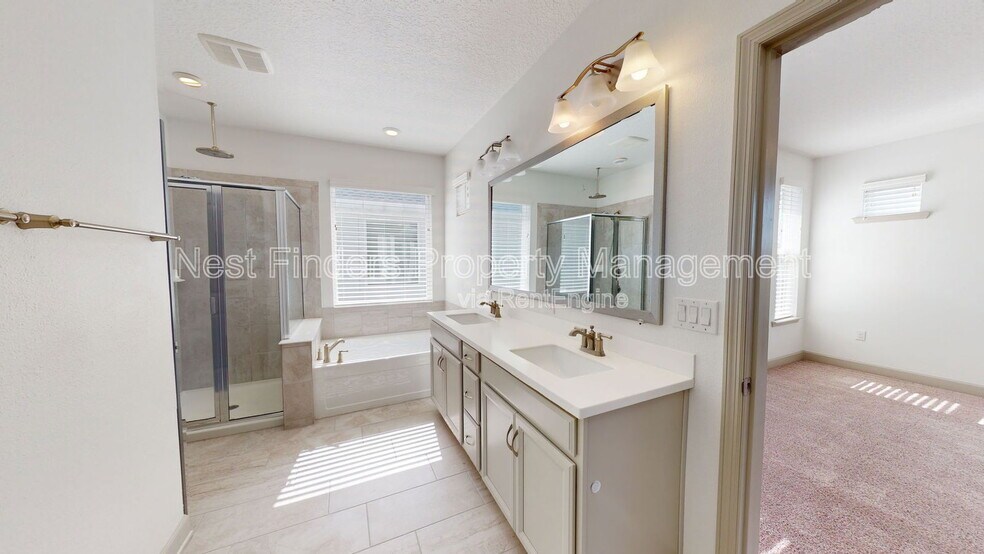 Building Photo - 7412 Beach Walk Place