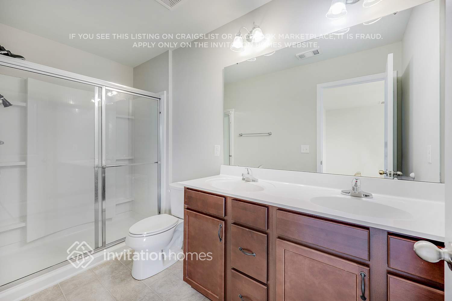 Building Photo - 226 Nottingham Ln