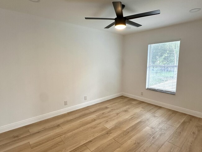 Building Photo - 127 Cordoba Cir