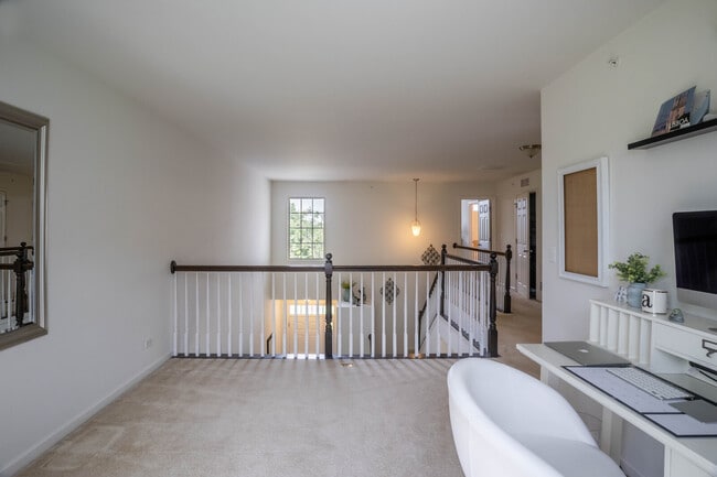 Building Photo - 9875 Williams Dr