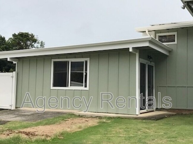 Building Photo - 45-219 Nakuluai St