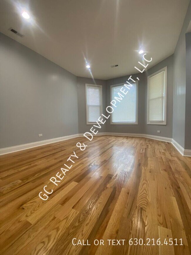 Building Photo - 4339 N Whipple St