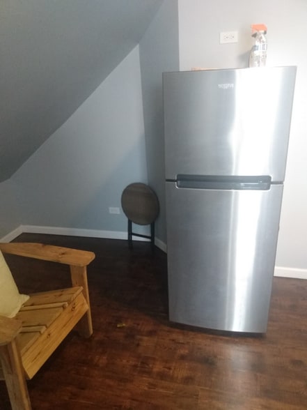 Building Photo - 2407 S Drake Ave