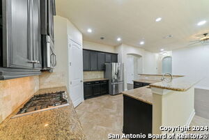 Building Photo - 26923 Camellia Trce