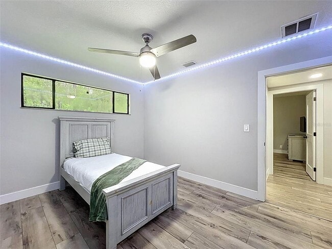 Building Photo - 1566 Woodfield Ct