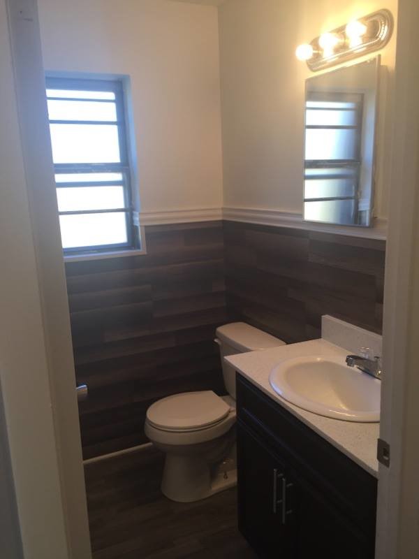 Building Photo - 540 Regal Heights Dr