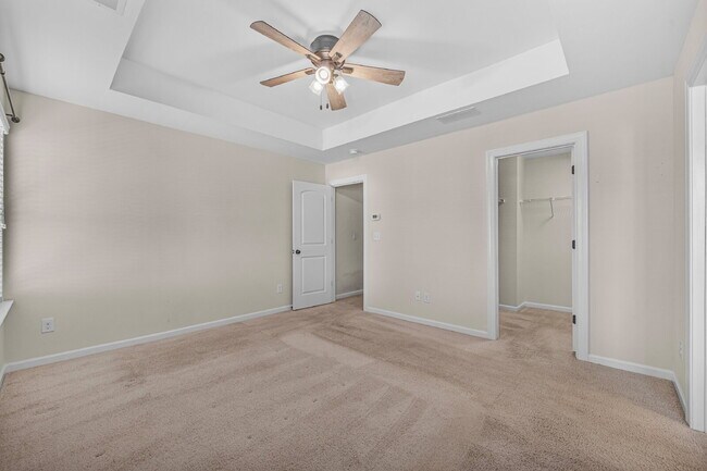 Building Photo - Your Next Home Awaits! 3BR Townhome with G...