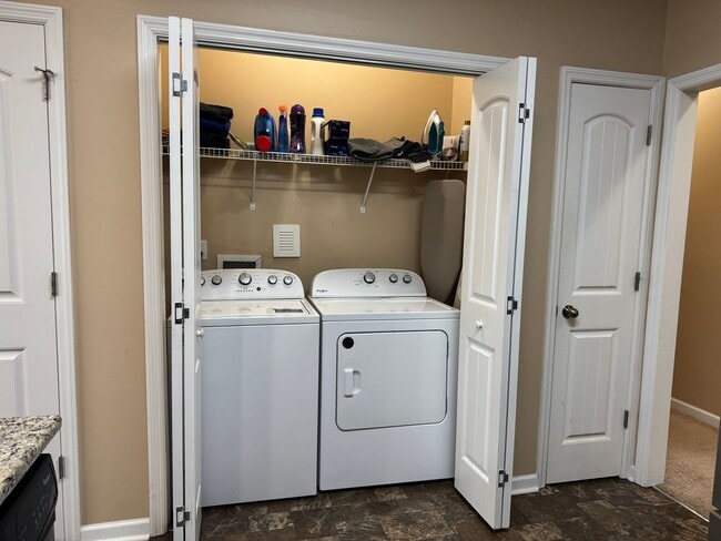 Building Photo - Beautiful home in Buckhaven