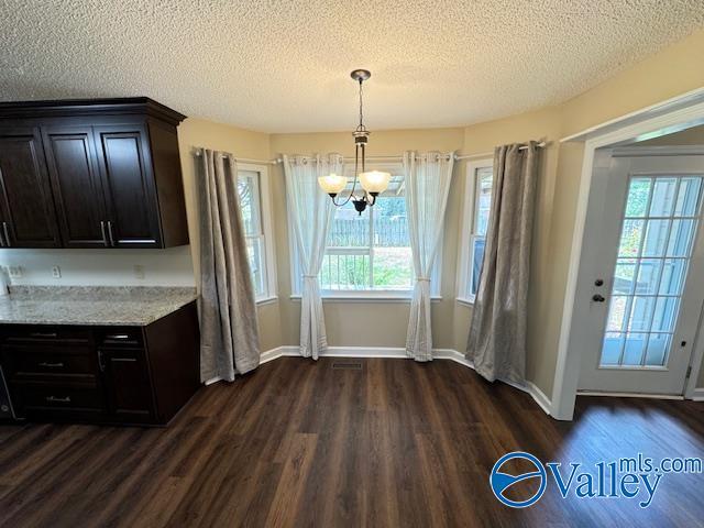 Building Photo - 194 Topaz Rd