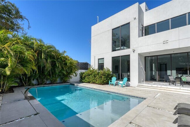 Building Photo - 7608 Antilla St