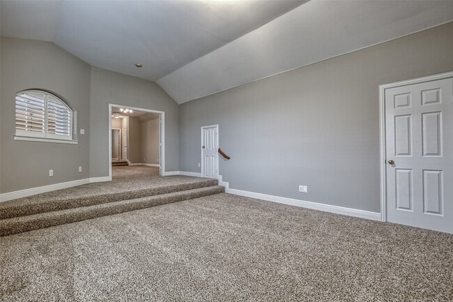 Building Photo - 6533 Riveredge Dr