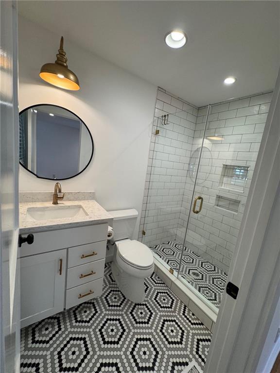 Building Photo - 635 Valley Brook Rd