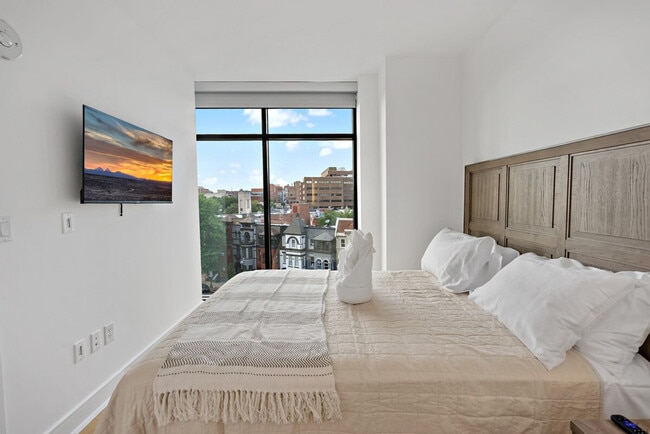 Building Photo - 635 S St NW