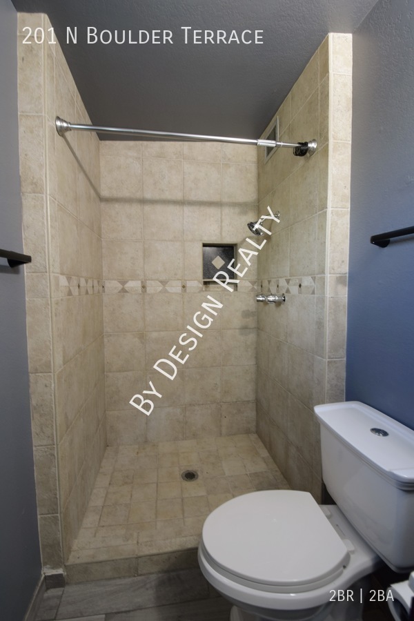 Building Photo - West Tucson Hillside 2 Bed 2 Bath SFR with...