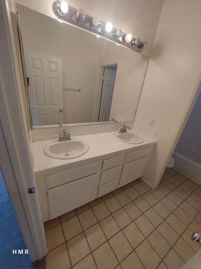 Building Photo - Stunning Two-Story Home with 4 Bedrooms an...