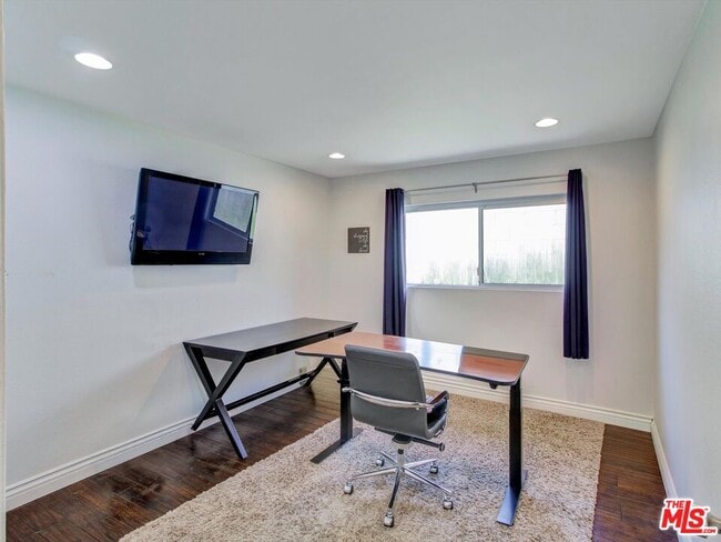 Building Photo - 6763 Radlock Ave