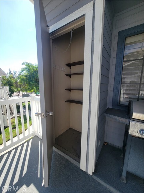 Building Photo - 260 Evergreen Ct