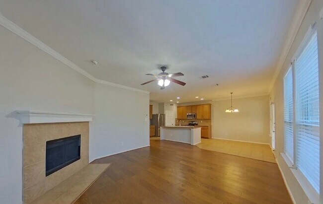 Building Photo - Charming 4-Bedroom Home with Modern Comforts & Spacious Living