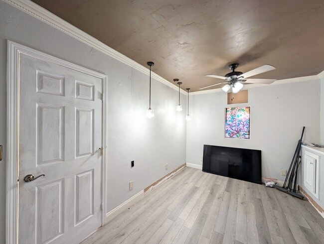 Building Photo - BEAUTIFUL SINGLE FAMILY HOME IN FOLSOM!