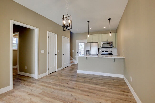 Building Photo - 102 Rosenwald St