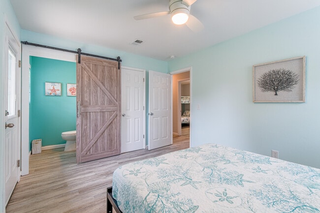 Building Photo - 601 Rheims Way