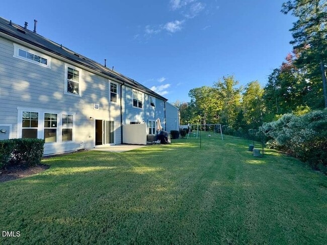 Building Photo - 3233 Retama Run