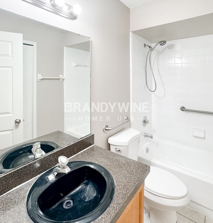 Building Photo - 7987 Domingue Ct