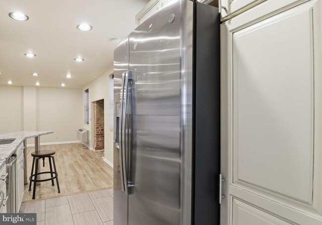 Building Photo - 1450 Harvard St NW