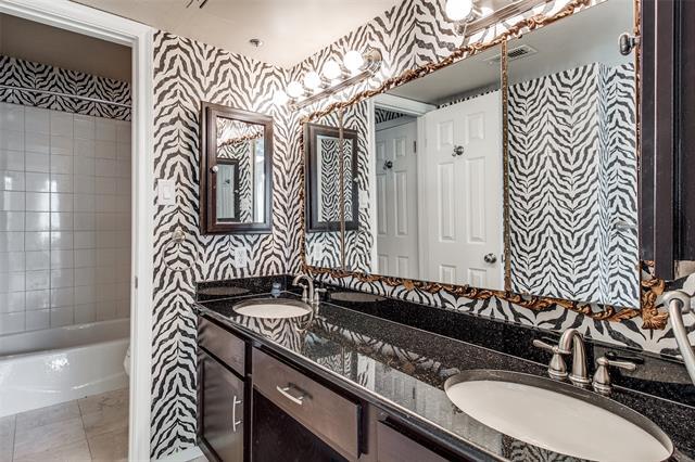 Building Photo - 4229 Cole Ave