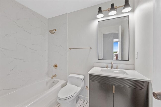 Building Photo - 2575 Peachtree Rd NE