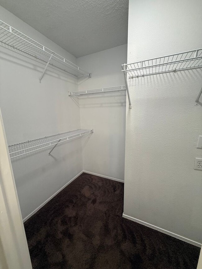 Building Photo - 10615 Monte Bello Ct NW