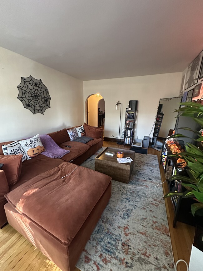 Building Photo - 4036 N Mozart St