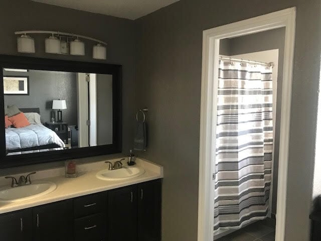 Building Photo - 12121 York St