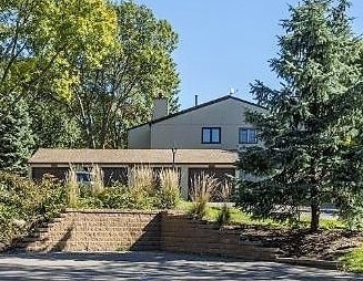 Primary Photo - 6352 Saint Johns Dr