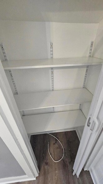 Building Photo - 425 Ardmore Rd