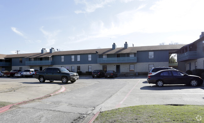Building Photo - Steven's Point Apartments