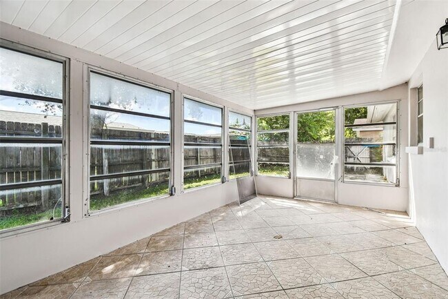 Building Photo - 3800 Darlington Rd