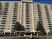 Building Photo - 1225 Martha Custis Dr